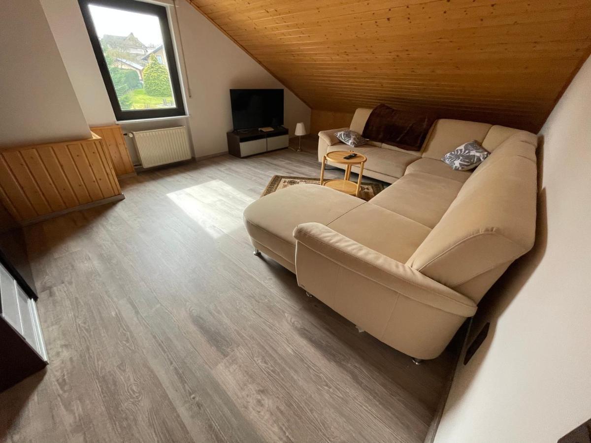 Ferienwohnung Zum Nuerburgring Munk Ngoại thất bức ảnh
